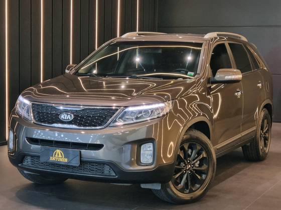 KIA SORENTO 2.4 16V GASOLINA EX AUTOMÁTICO KIA SORENTO 2.4 16V GASOLINA EX AUTOMÁTICO